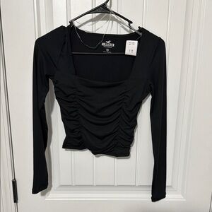 Hollister black xs long sleeve crop top